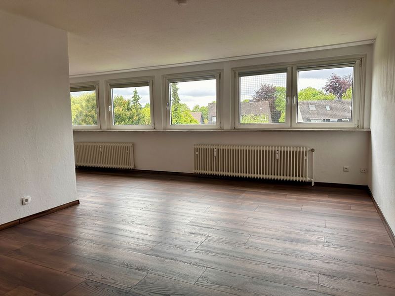 *Großzügige, helle 3,5-Zi.-Whg., Grandstraße, E-Bedingrade!*